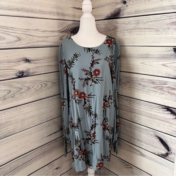 Sage Dusty Blue Floral Long Sleeve Open Back Shift Dress - Picture 1 of 10